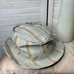Perry Ellis Men’s Tartan Plaid Light Neutral Gray and Tan Cotton Boater Hat